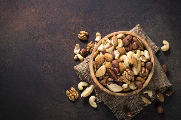 Mehe dieedis sisalduv pähklite valik suurendab tõhusalt potentsi